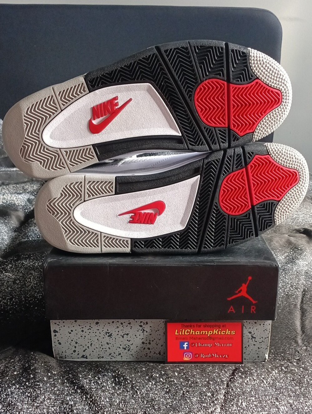 Air Jordan Retro 4 White Cement 2016 - Picture 6 of 7